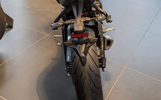 Neufahrzeug Triumph Street Triple 765 R - Bild 2