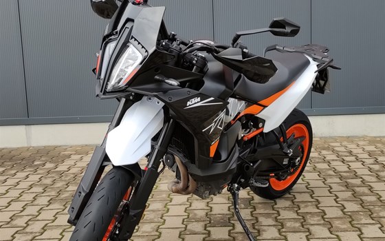 Gebrauchtmotorrad KTM 890 SMT - Bild 5