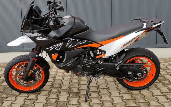 Gebrauchtmotorrad KTM 890 SMT - Bild 6
