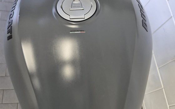 Gebrauchtmotorrad Ducati XDiavel - Bild 3