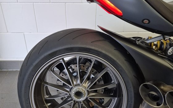 Gebrauchtmotorrad Ducati XDiavel - Bild 9