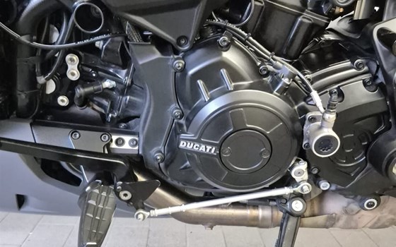 Gebrauchtmotorrad Ducati XDiavel - Bild 16