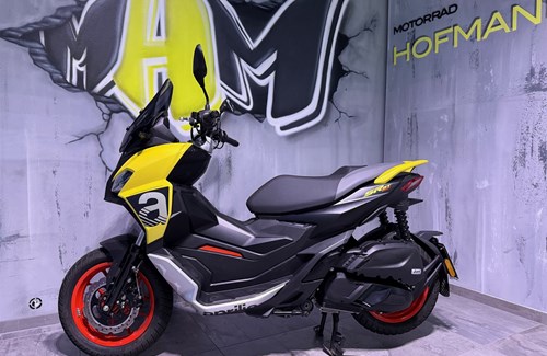 Gebrauchtmotorrad Aprilia SR GT 200