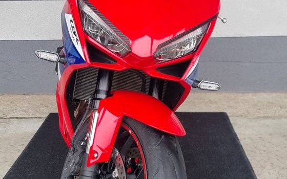 Gebrauchtmotorrad Honda CBR650R E-Clutch - Bild 4