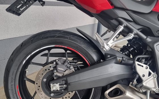 Gebrauchtmotorrad Honda CBR650R E-Clutch - Bild 13