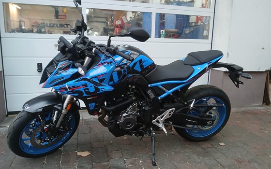 Gebrauchtmotorrad Suzuki GSX-8S - Bild 2