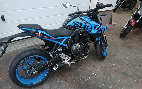 Gebrauchtmotorrad Suzuki GSX-8S - Bild 7