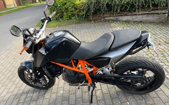 Gebrauchtmotorrad KTM 690 Duke - Bild 4