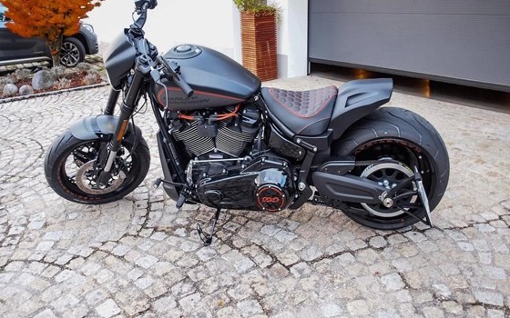 Gebrauchtmotorrad Harley-Davidson Softail FXDR 114 FXDRS - Bild 1