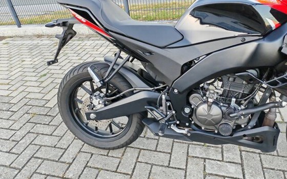 Gebrauchtmotorrad Aprilia Tuono 125 - Bild 10