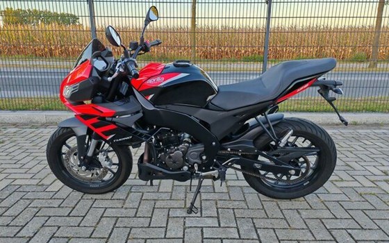 Gebrauchtmotorrad Aprilia Tuono 125 - Bild 17
