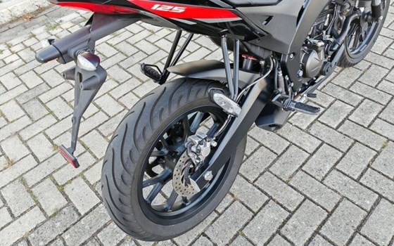 Gebrauchtmotorrad Aprilia Tuono 125 - Bild 18