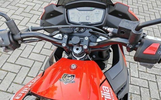 Gebrauchtmotorrad Aprilia Tuono 125 - Bild 2