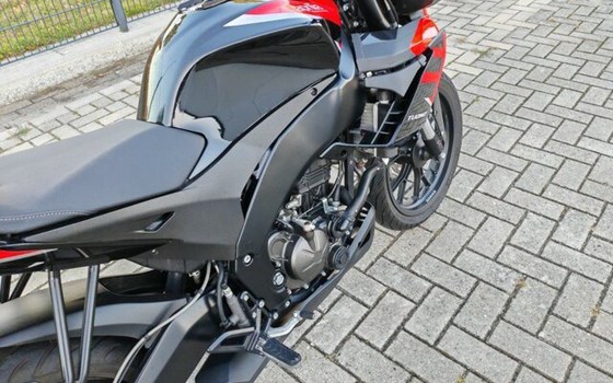 Gebrauchtmotorrad Aprilia Tuono 125 - Bild 20