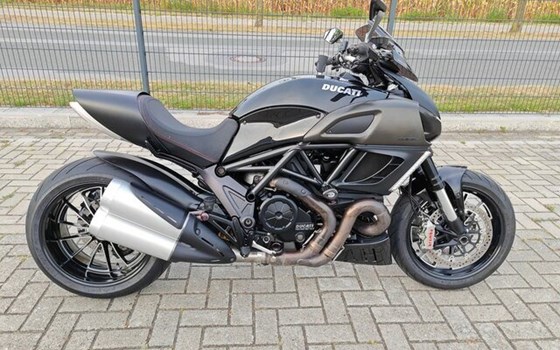 Gebrauchtmotorrad Ducati Diavel 1200 - Bild 1
