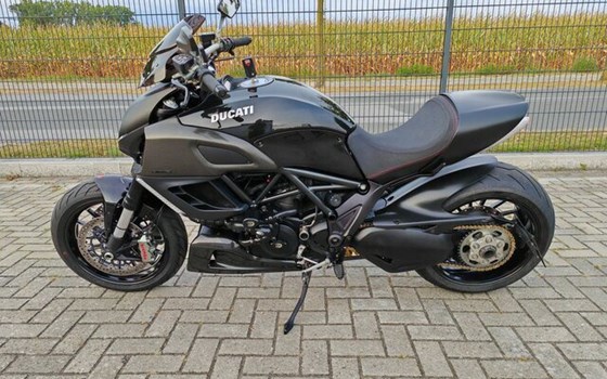 Gebrauchtmotorrad Ducati Diavel 1200 - Bild 5