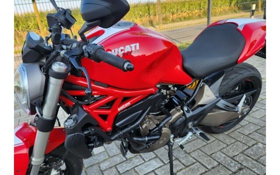 Gebrauchtmotorrad Ducati Monster 821 - Bild 20