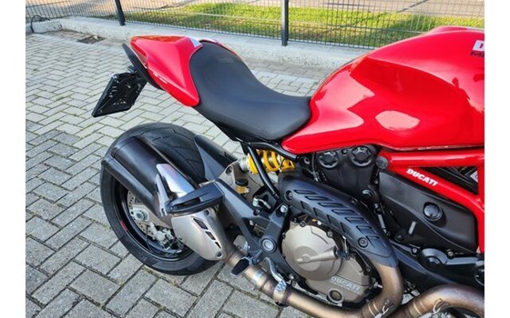 Gebrauchtmotorrad Ducati Monster 821 - Bild 5