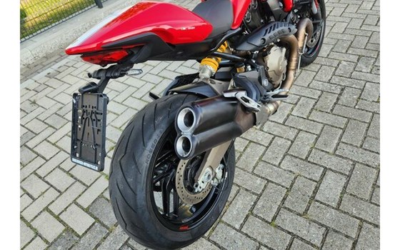 Gebrauchtmotorrad Ducati Monster 821 - Bild 6