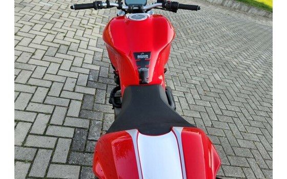 Gebrauchtmotorrad Ducati Monster 821 - Bild 9