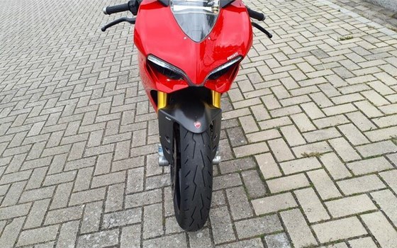 Gebrauchtmotorrad Ducati 1199 Panigale S - Bild 17