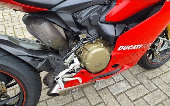 Gebrauchtmotorrad Ducati 1199 Panigale S - Bild 8