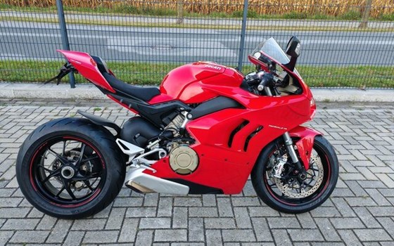 Gebrauchtmotorrad Ducati Panigale V4 - Bild 1