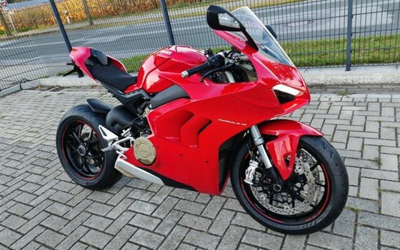 Gebrauchtmotorrad Ducati Panigale V4 - Bild 12