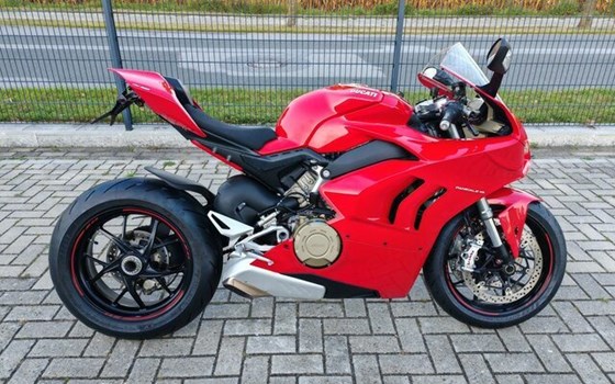Gebrauchtmotorrad Ducati Panigale V4 - Bild 18