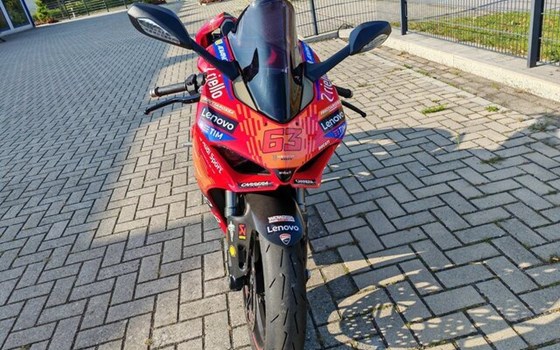 Gebrauchtmotorrad Ducati Panigale V4 - Bild 8