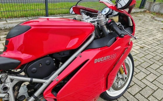 Gebrauchtmotorrad Ducati 999 - Bild 7