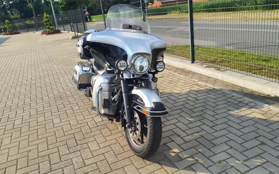 Gebrauchtmotorrad Harley-Davidson Electra Glide Ultra Sport - Bild 12