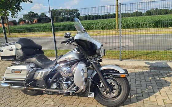 Gebrauchtmotorrad Harley-Davidson Electra Glide Ultra Sport - Bild 13