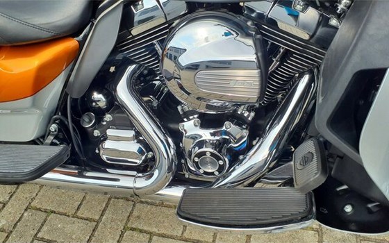 Gebrauchtmotorrad Harley-Davidson Electra Glide Ultra Limited Low FLHTKL - Bild 10