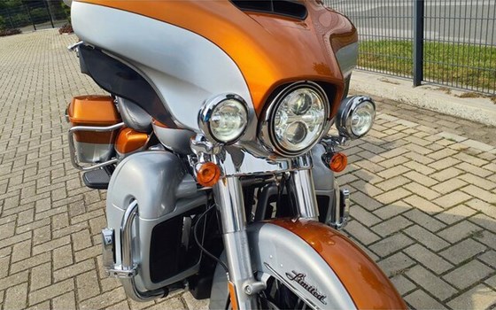 Gebrauchtmotorrad Harley-Davidson Electra Glide Ultra Limited Low FLHTKL - Bild 12