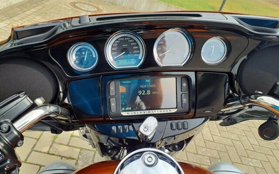 Gebrauchtmotorrad Harley-Davidson Electra Glide Ultra Limited Low FLHTKL - Bild 18