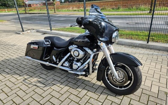 Gebrauchtmotorrad Harley-Davidson CVO Street Glide FLHXSE - Bild 19