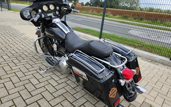 Gebrauchtmotorrad Harley-Davidson CVO Street Glide FLHXSE - Bild 2