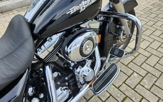 Gebrauchtmotorrad Harley-Davidson CVO Street Glide FLHXSE - Bild 7