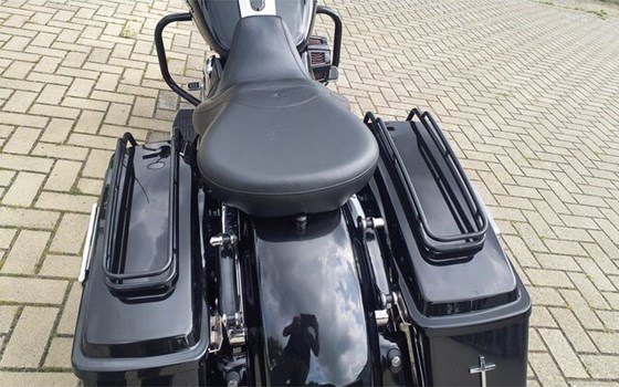 Gebrauchtmotorrad Harley-Davidson Touring Electra Glide Standard FLHT - Bild 16