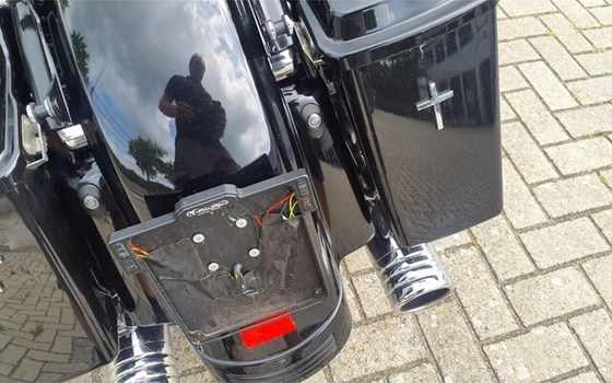 Gebrauchtmotorrad Harley-Davidson Touring Electra Glide Standard FLHT - Bild 17