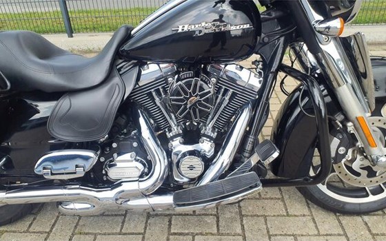 Gebrauchtmotorrad Harley-Davidson Touring Electra Glide Standard FLHT - Bild 19