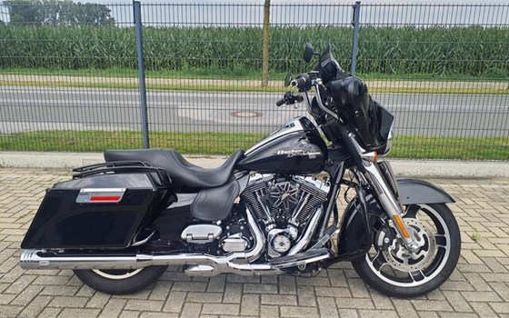 Gebrauchtmotorrad Harley-Davidson Touring Electra Glide Standard FLHT - Bild 2