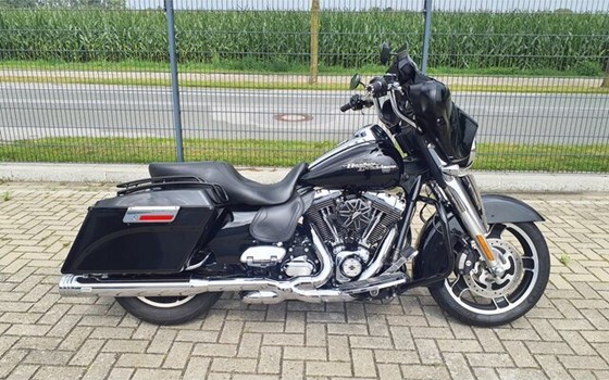 Gebrauchtmotorrad Harley-Davidson Touring Electra Glide Standard FLHT - Bild 5