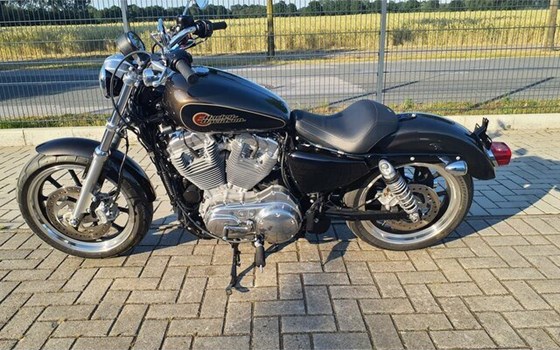 Gebrauchtmotorrad Harley-Davidson Sportster XL 883 L SuperLow - Bild 13