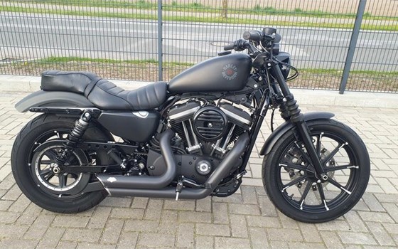 Gebrauchtmotorrad Harley-Davidson Sportster XL 883 N Iron - Bild 1