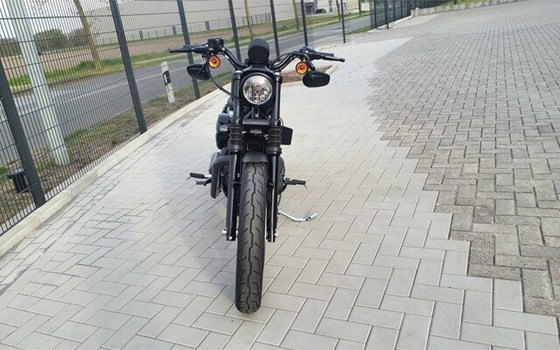 Gebrauchtmotorrad Harley-Davidson Sportster XL 883 N Iron - Bild 10