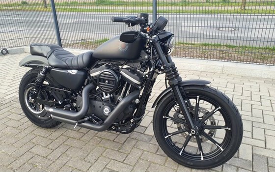 Gebrauchtmotorrad Harley-Davidson Sportster XL 883 N Iron - Bild 16