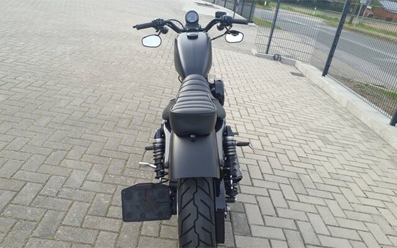 Gebrauchtmotorrad Harley-Davidson Sportster XL 883 N Iron - Bild 7