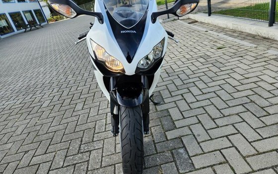 Gebrauchtmotorrad Honda CBR1000RR Fireblade SP - Bild 11